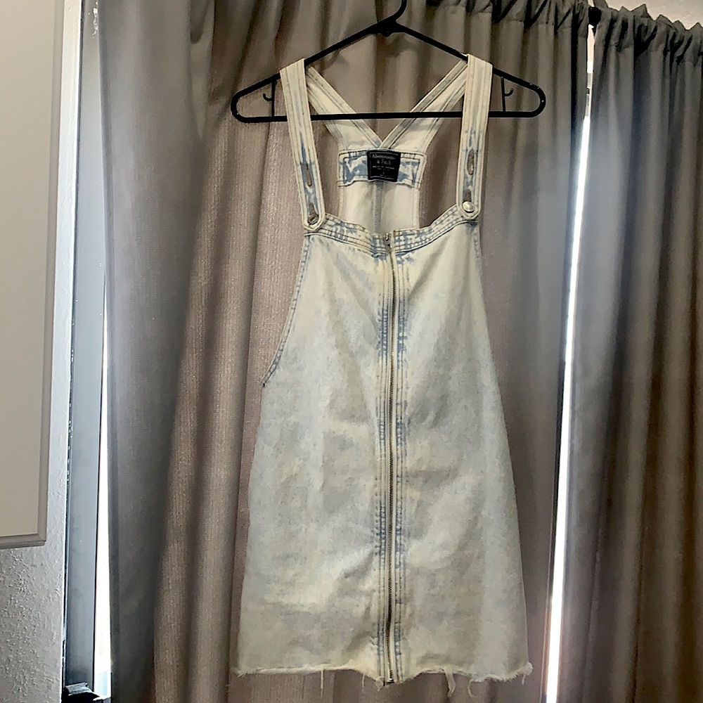 Abercrombie and Fitch jean romper 90’s style
